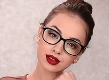 آرایش مناسب عینکی ها